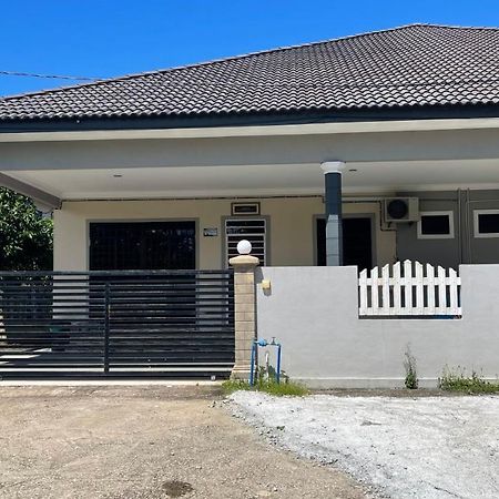 Nikmat Homestay Riyadh Kampong Tuan Mandak المظهر الخارجي الصورة